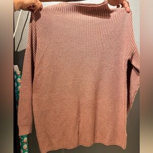 Relaxed Crew Neck Knit Sweater in Dusty Rose